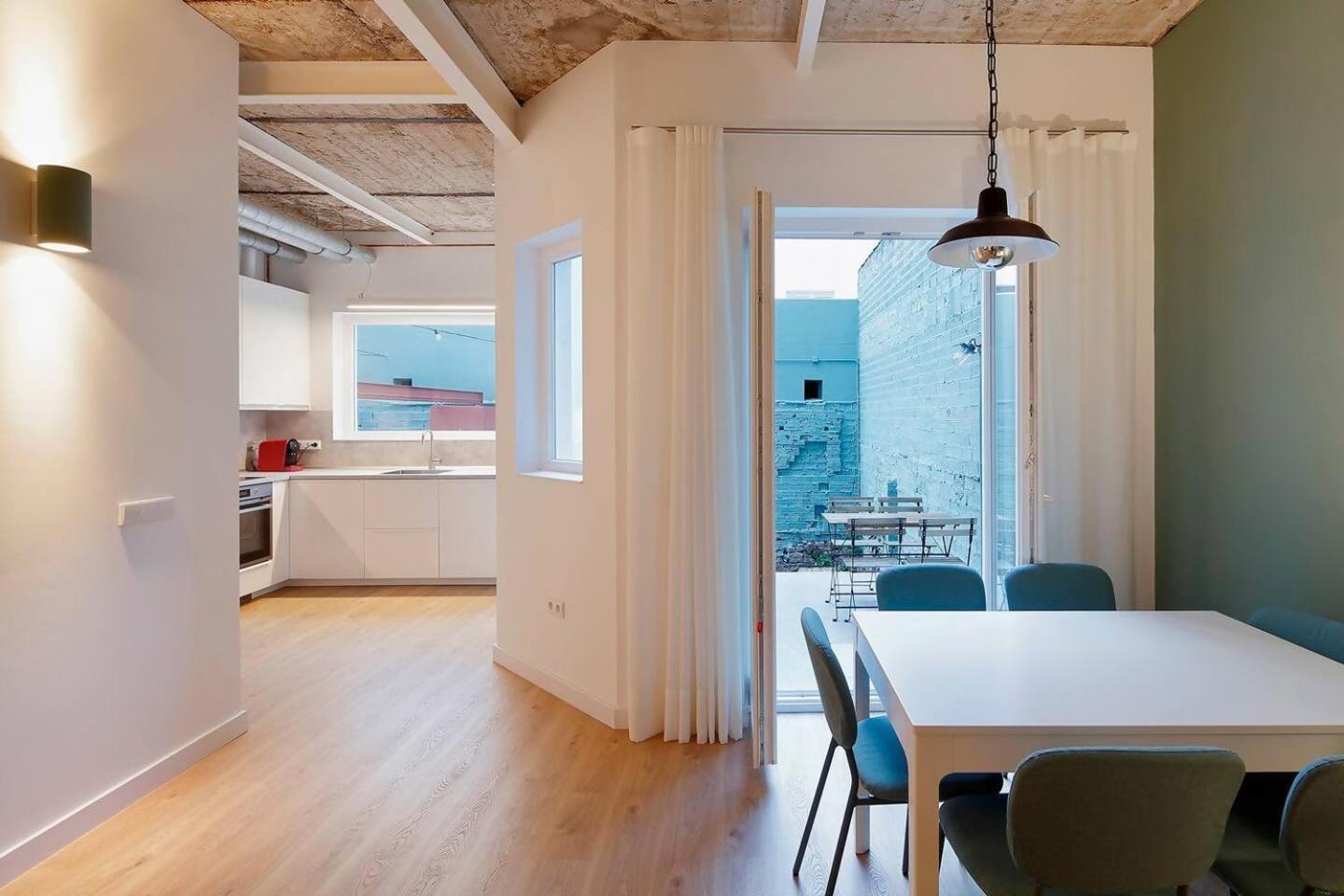 Av Bajo Apartamento